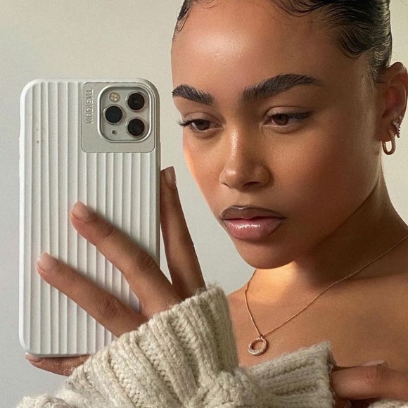 NUDIENT Bold Case in White - Picture 2 of 4